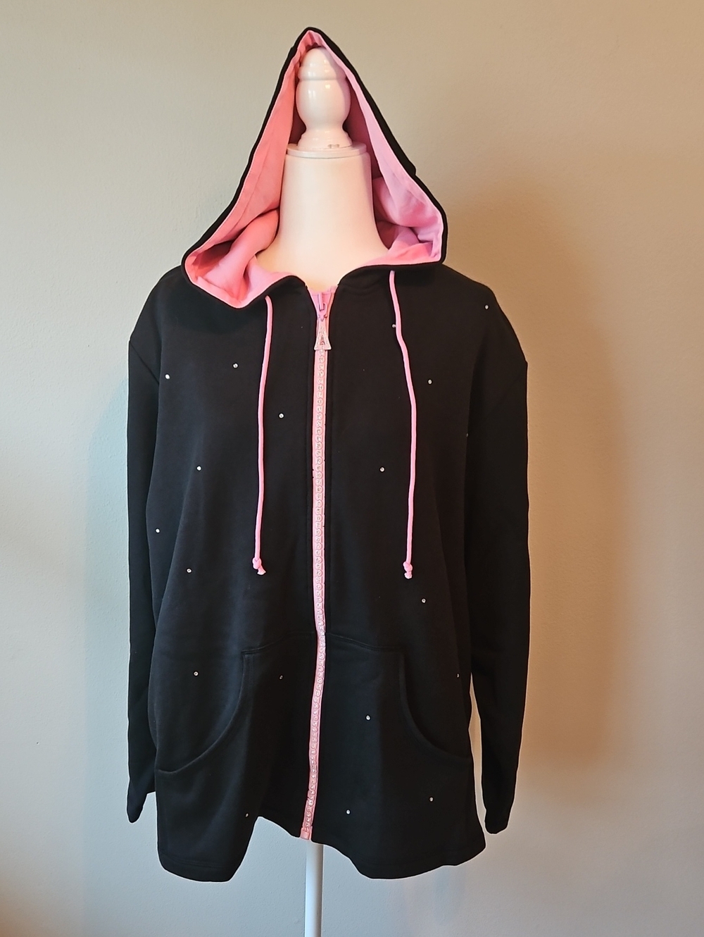 Quacker Factory Black Zip Hoodie with Pink Lining & Drawstrings